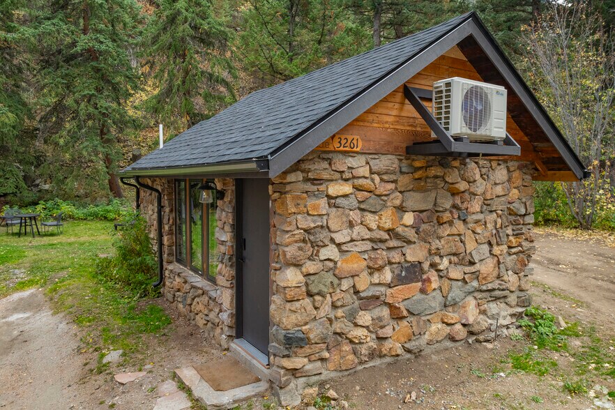 More Photos Of 3303 Chicago Creek Rd, Idaho Springs Hotel For Sale