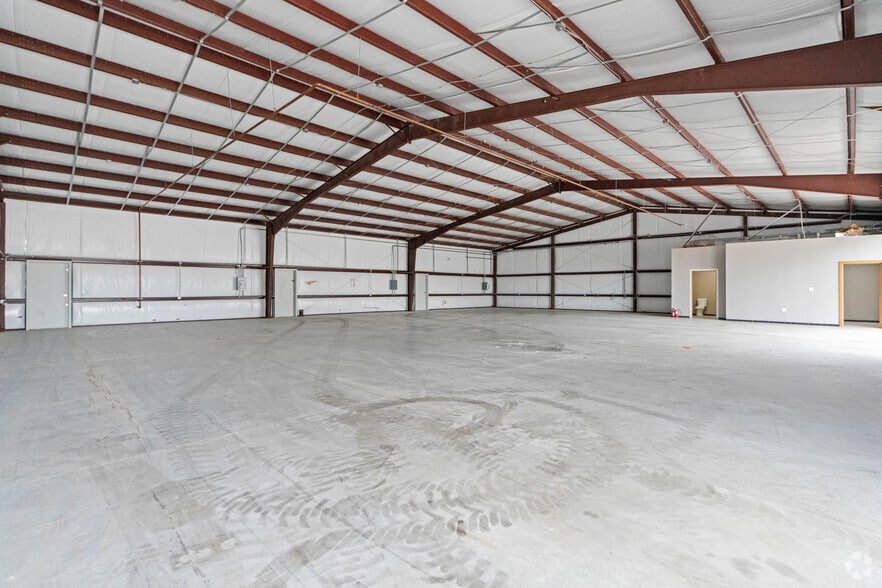 More Photos Of 19005 FM 529, Cypress Unknown For Lease