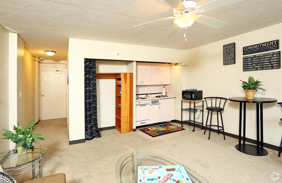More Photos Of 320 N 22nd St, Omaha Apartments For Sale