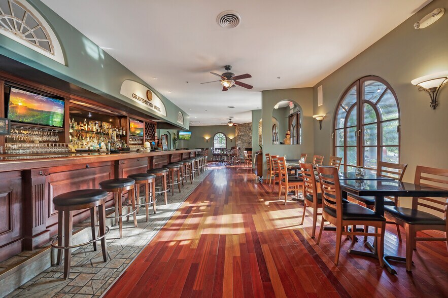 More Photos Of 8050 Bodega Ave, Sebastopol Restaurant For Sale