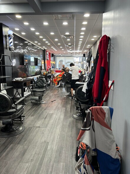 More Photos Of 4011 Hylan Blvd, Staten Island Storefront For Sale