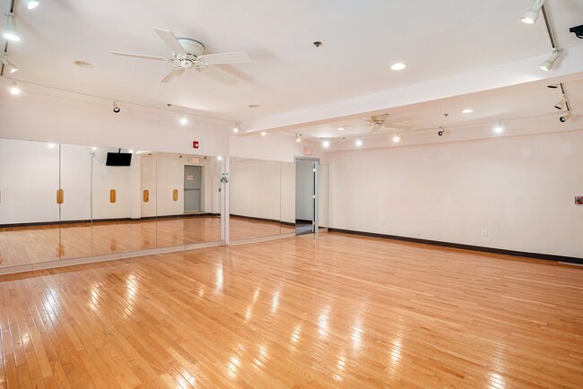 More Photos Of 813 Bethlehem Pike, Erdenheim Medical For Lease