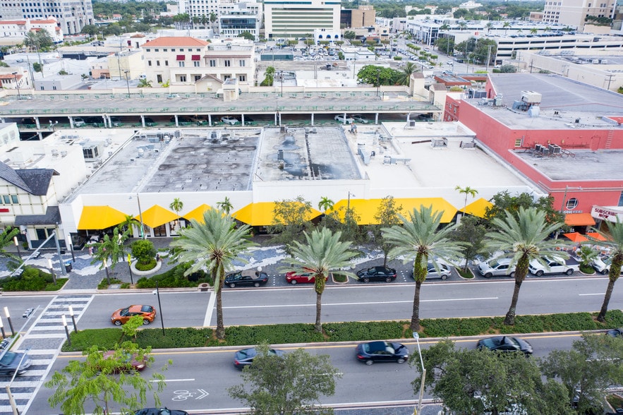 More Photos Of 264 Miracle Mile, Coral Gables Restaurant For Lease