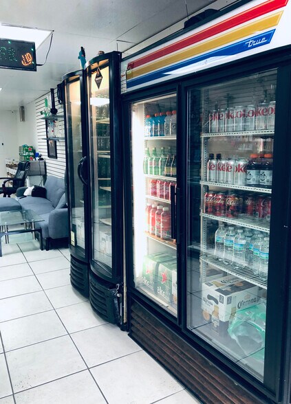 More Photos Of 1200-1240 E 4th Ave, Hialeah General Retail For Sale