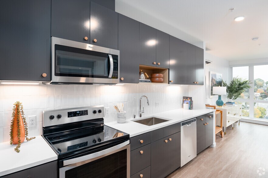 More Photos Of 2309 S Jackson St, Seattle Apartments For Lease