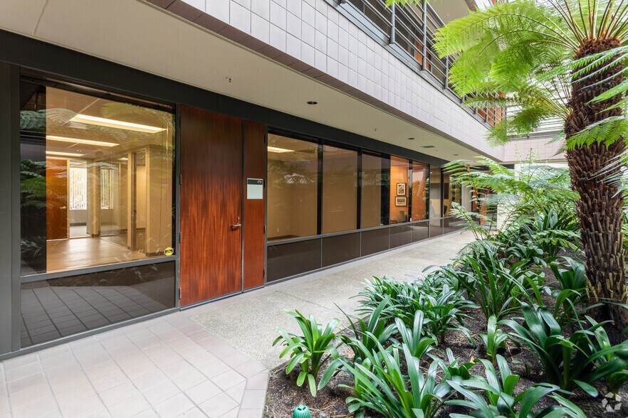 More Photos Of 12555 High Bluff Dr, San Diego Office For Lease