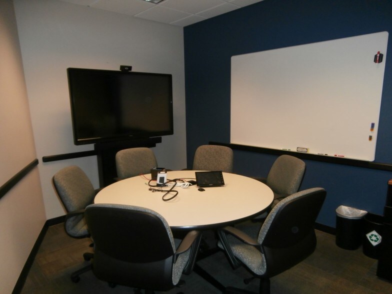 More Photos Of 5303 Fen Oak Dr, Madison Office For Lease