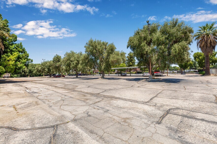 More Photos Of 2064 Orange Tree Ln, Redlands Lodge Meeting Hall For Sale