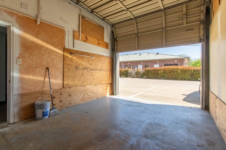 More Photos Of 1103 Keller Pky, Keller Light Distribution For Lease