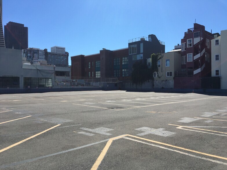 More Photos Of 955 Sansome St, San Francisco Parking Garage For Lease