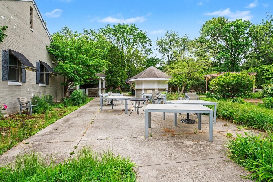 More Photos Of 24460 Adams Rd, South Bend Restaurant For Sale