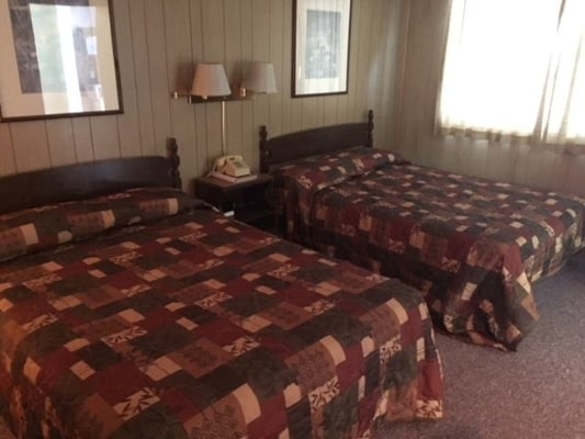 More Photos Of 200 Main St, Onida Hotel For Sale