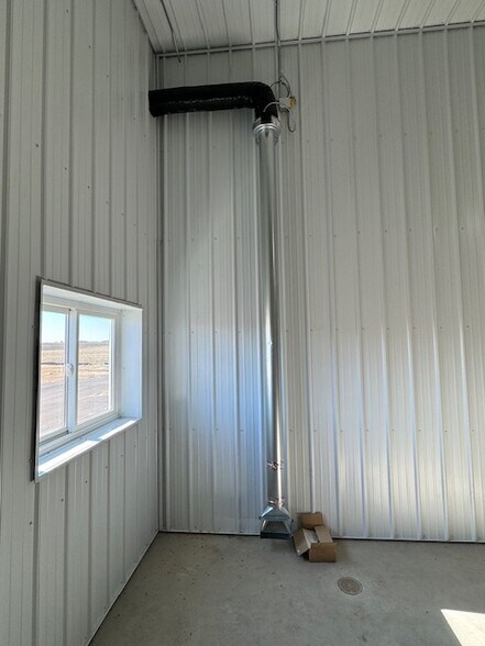 More Photos Of 700 Armstrong Dr, Fairmont Service For Sale