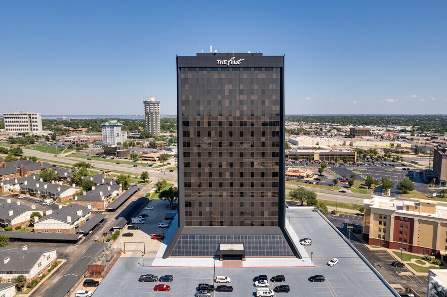 More Photos Of 3030 NW Expressway, Oklahoma City Office Residential For Lease