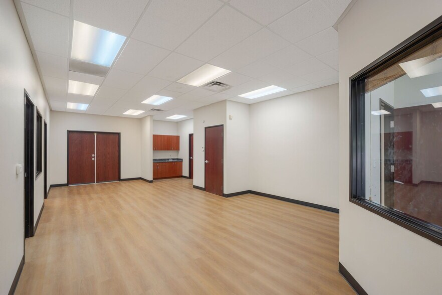 More Photos Of 5588 S Fort Apache Rd, Las Vegas Medical For Lease