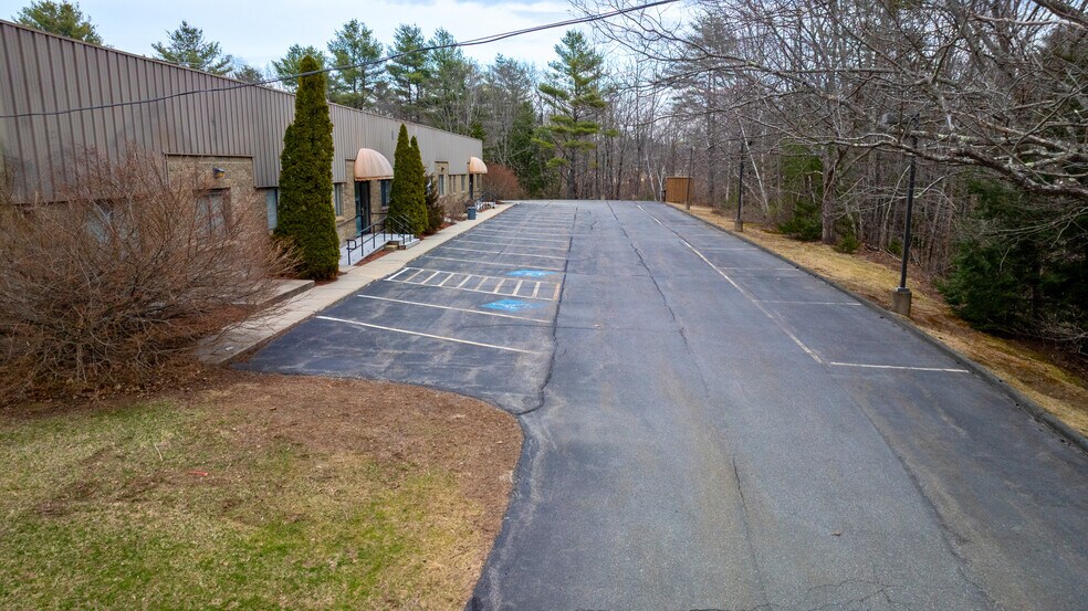 More Photos Of 4 Industrial Pky, Brunswick Manufacturing For Lease