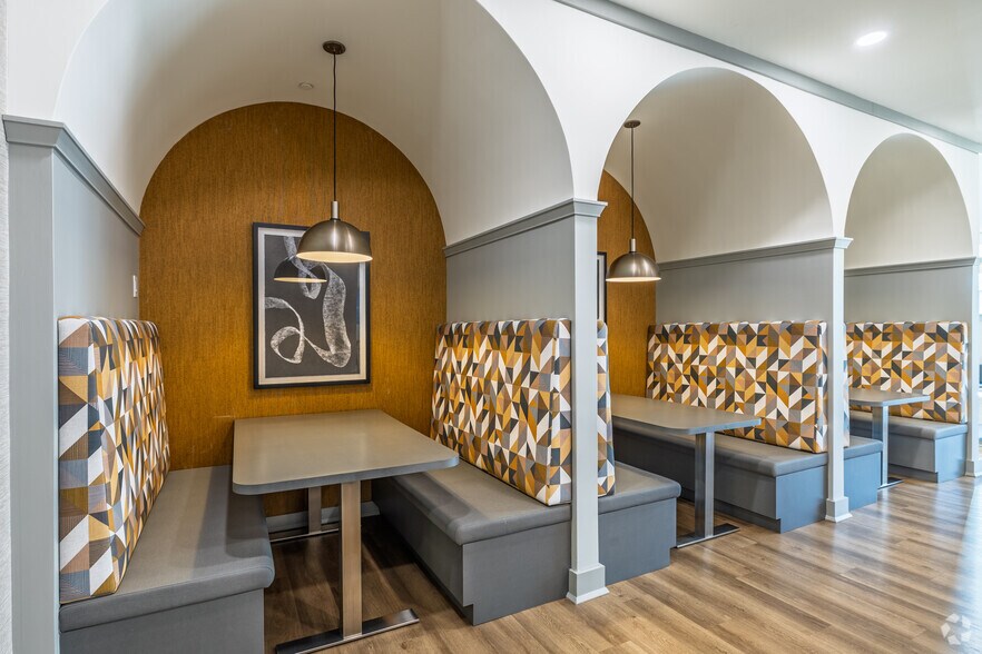 More Photos Of 282 South Ave, Fanwood Apartments For Lease