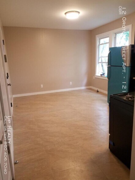 More Photos Of 12-16 Groton St, Hartford Apartments For Sale