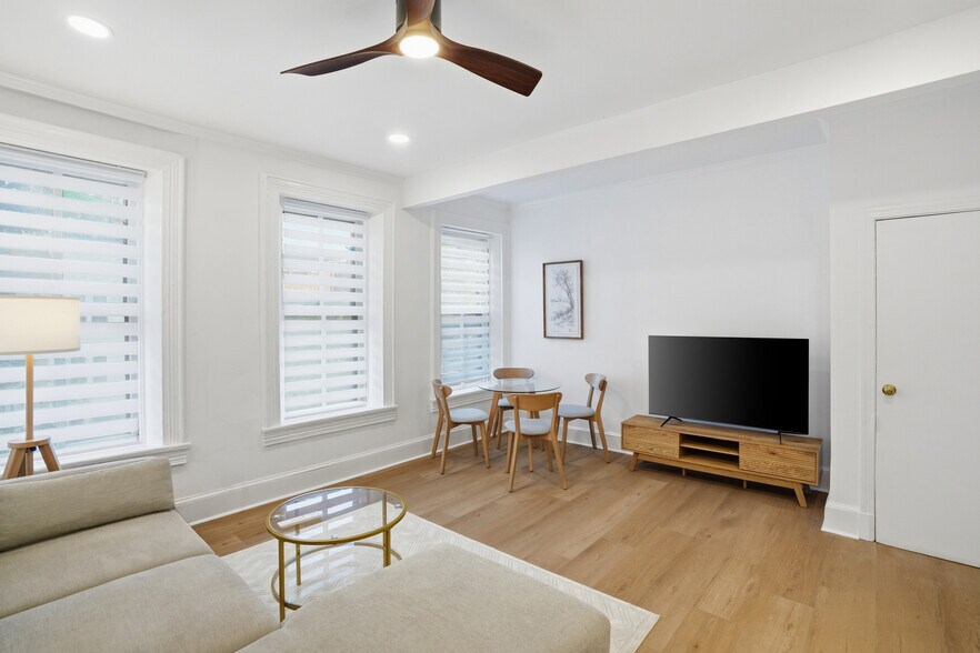 More Photos Of 313 C St SE, Washington Multifamily For Sale