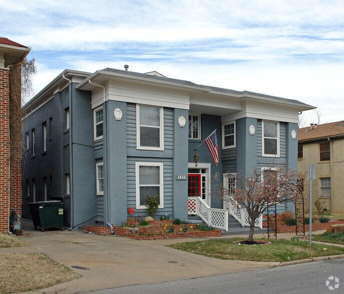 More Photos Of 1430-1432 S Quaker Ave, Tulsa Office For Sale