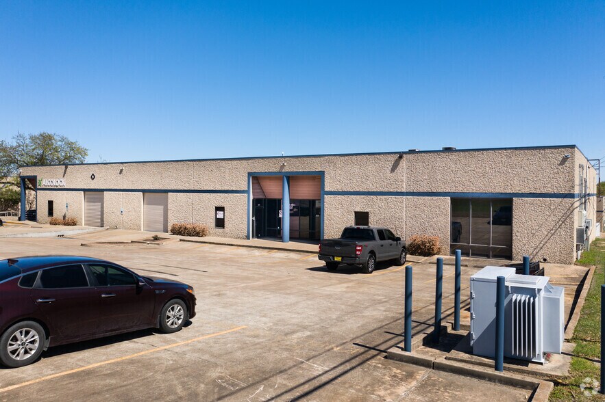 More Photos Of 9701 Dessau Rd, Austin Unknown For Lease