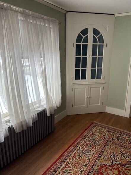 More Photos Of 52-54 Church St, Cheshire General Retail For Sale