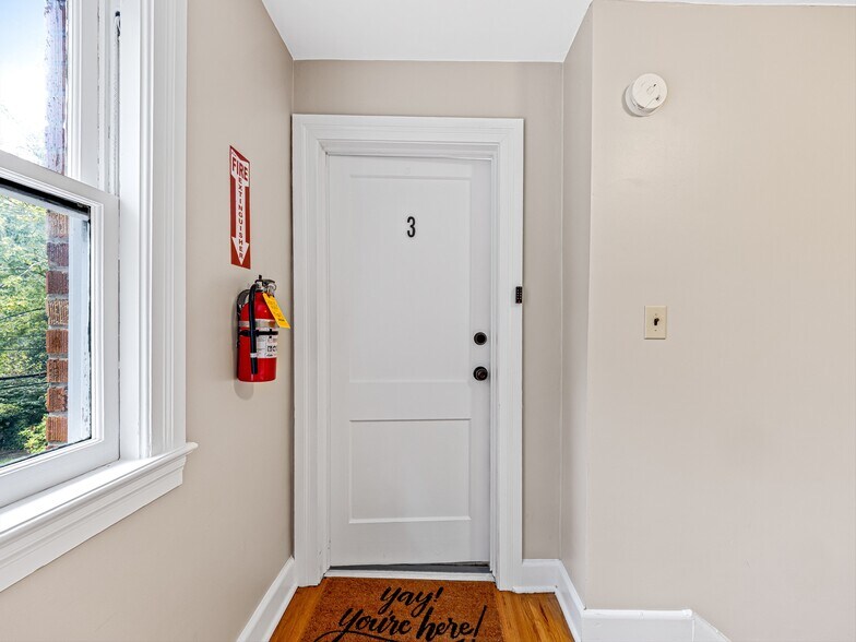 More Photos Of 1029 Patton St, Hendersonville Apartments For Sale