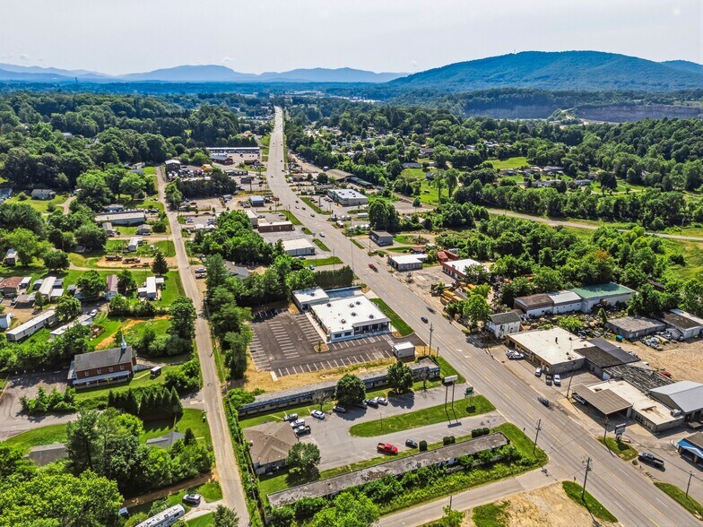 More Photos Of 1449 Smokey Park Hwy, Candler General Retail For Lease