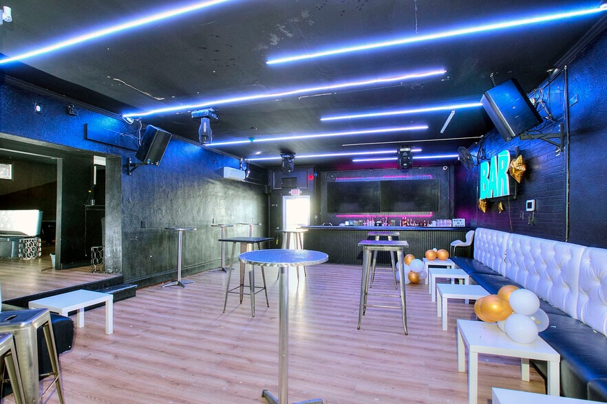 More Photos Of 845 E Main St, Bridgeport Restaurant For Sale
