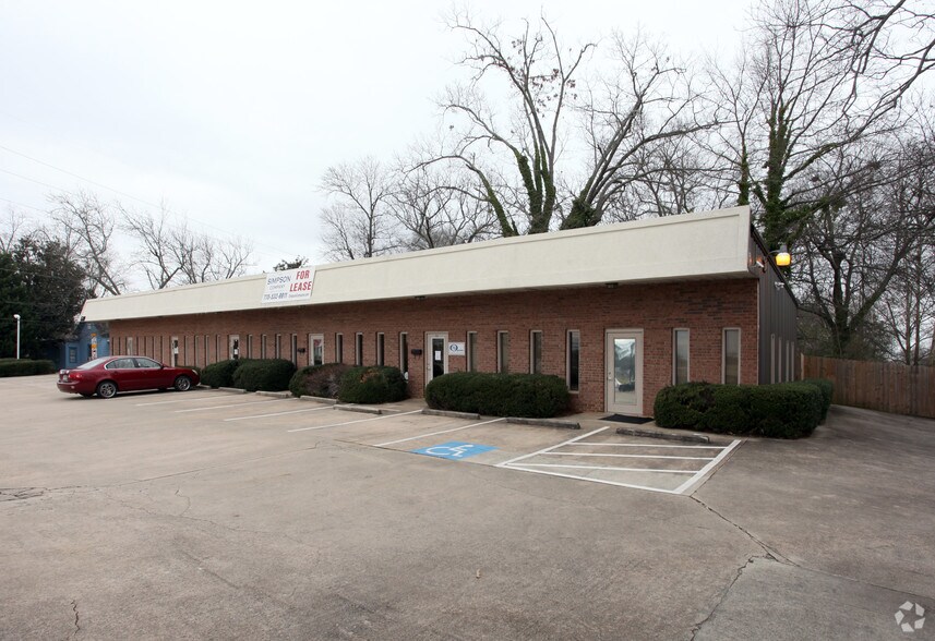 More Photos Of 510 West Ave, Gainesville Office For Lease