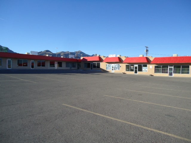 Primary Photo Of 4429-4451 Edgar Park Ave, El Paso Unknown For Lease