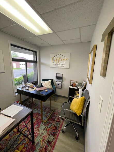 More Photos Of 9459 Lapeer Rd, Davison Office For Lease