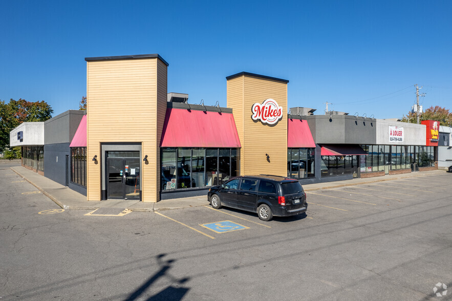 Primary Photo Of 1 Rue Dufferin, Salaberry-de-valleyfield Storefront For Sale