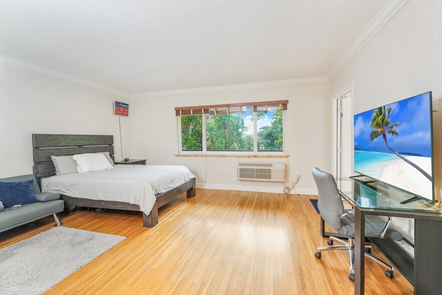 More Photos Of 35 Antilla Ave, Coral Gables Apartments For Sale