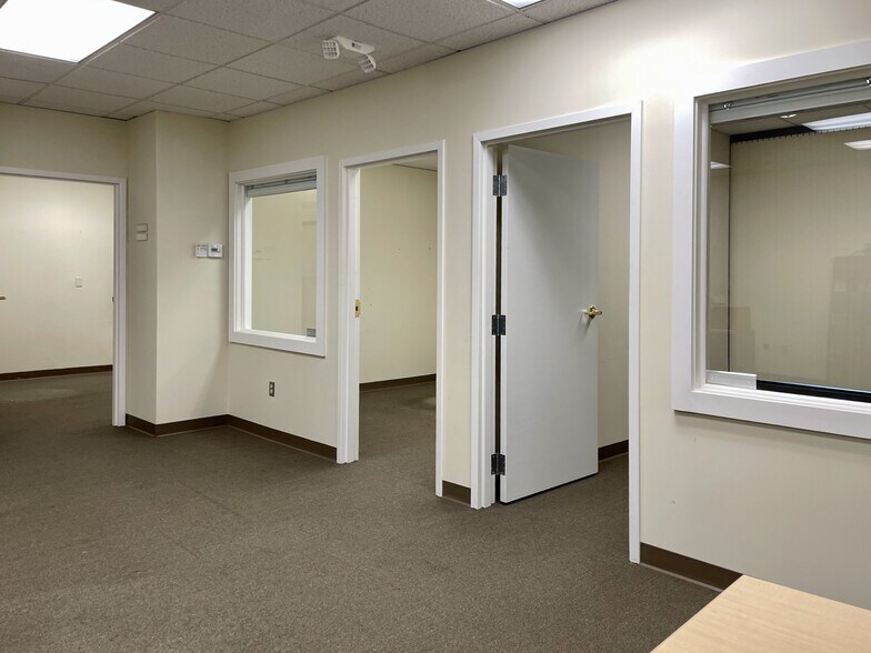 More Photos Of 90 Grove St, Ridgefield Medical For Sale