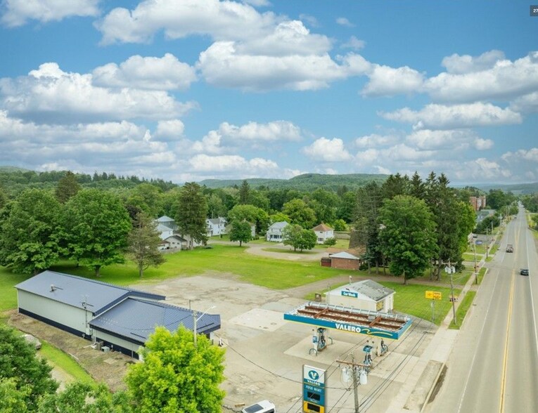 More Photos Of 87 N Main St, Franklinville Service Station For Lease