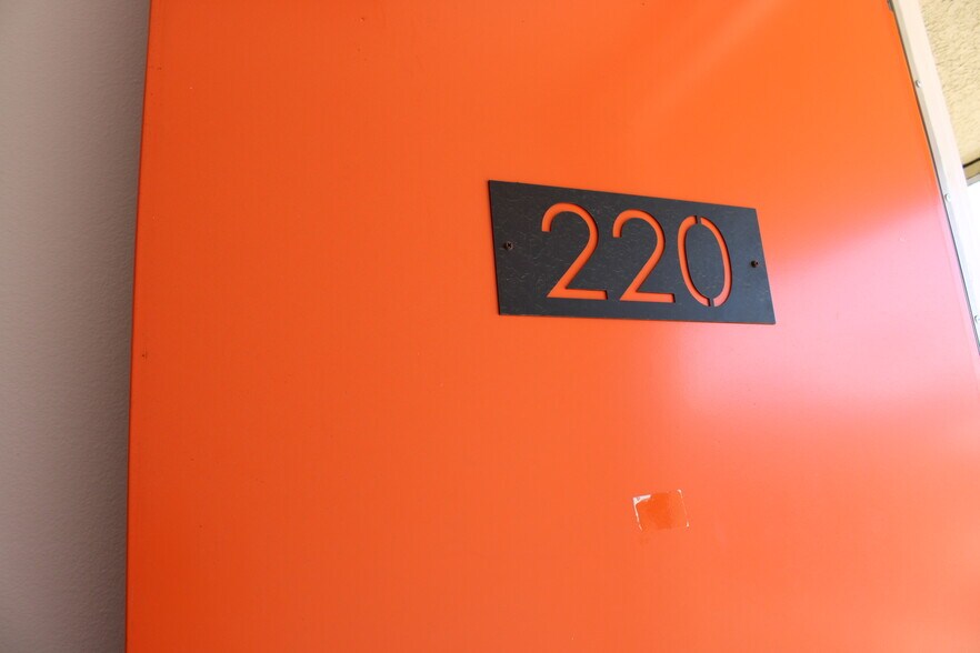 More Photos Of 370 W 6th St, San Bernardino Loft Creative Space For Lease