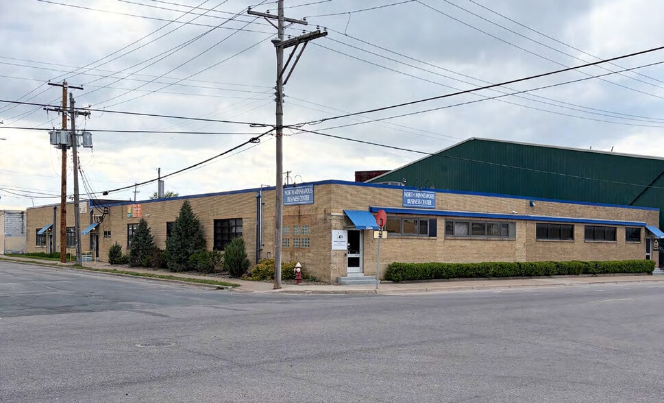 Primary Photo Of 2201-2207 N 2nd St, Minneapolis Light Manufacturing For Sale