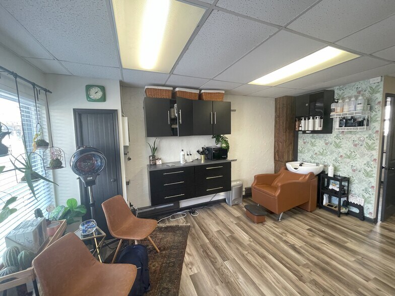 More Photos Of 16-22 N Main St, Ambler Light Manufacturing For Sale