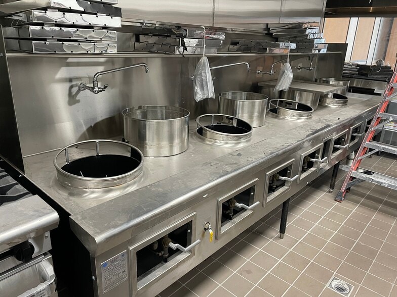 More Photos Of 56 E Duarte Rd, Arcadia Apartments For Sale