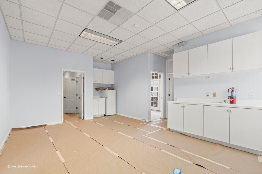 More Photos Of 5214 SW 91st Ter, Gainesville Office For Sale