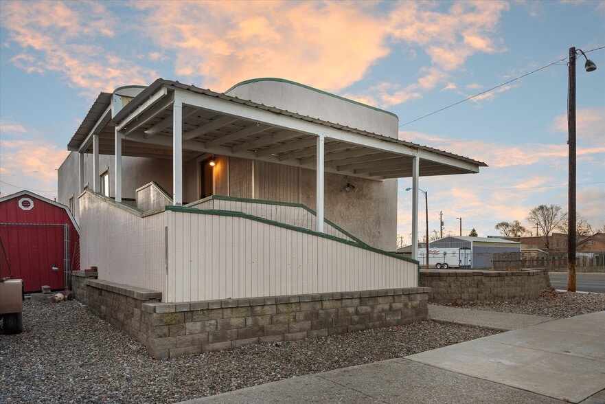 More Photos Of 2100 7th St, Baker City Specialty For Sale