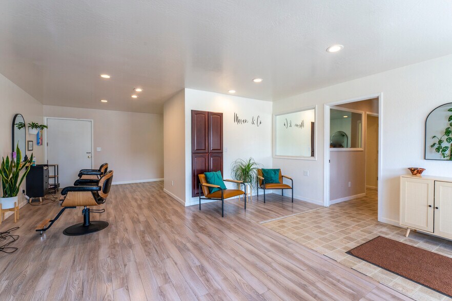 More Photos Of 483 E Chestnut St, Fort Bragg General Retail For Sale