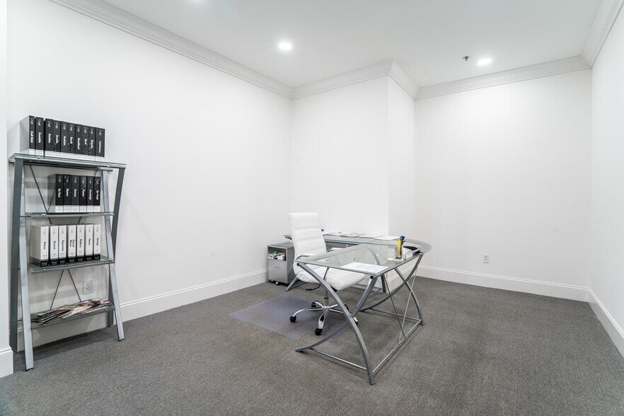 More Photos Of 1803 Abutment Rd, Dalton Warehouse For Sale