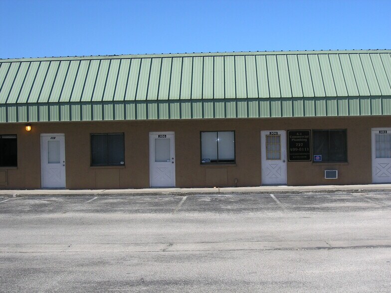 More Photos Of 8340 Ulmerton Rd, Largo Light Distribution For Lease