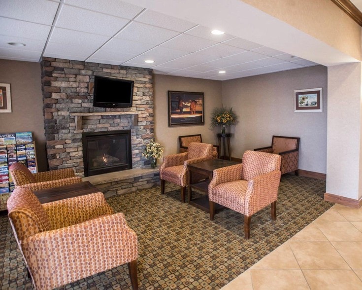 More Photos Of 3698 US 40, Oakley Hotel For Sale