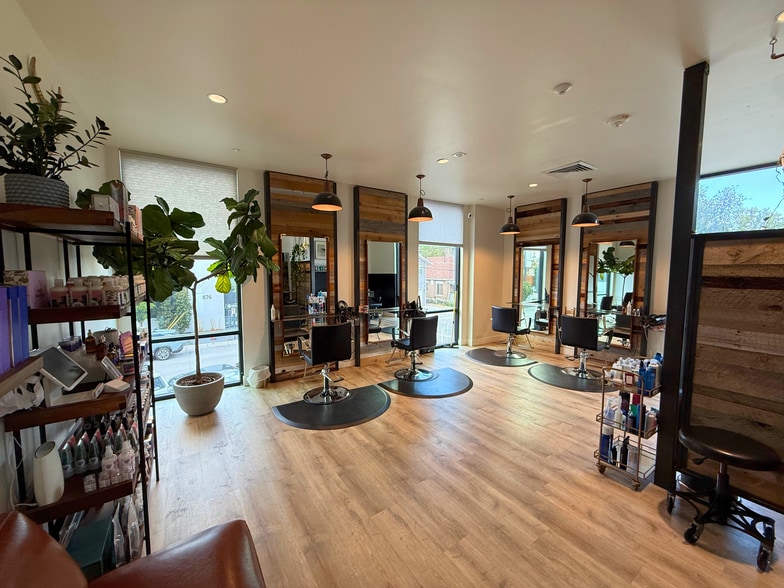 Primary Photo Of 155 E 900 S, Salt Lake City Restaurant For Lease