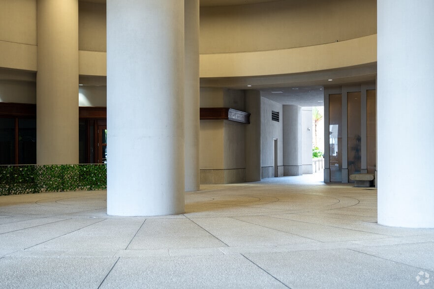 More Photos Of 55 Merchant St, Honolulu Office For Lease