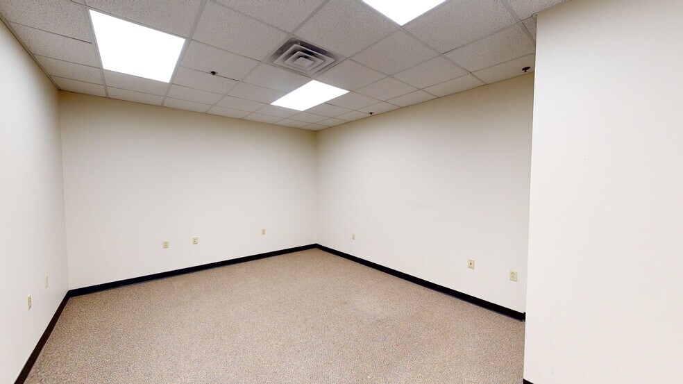 More Photos Of 3731 Boardman Canfield Rd, Canfield Office For Lease