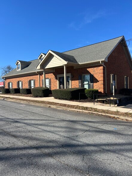 More Photos Of 2630 Beaver Ruin Rd, Norcross Medical For Sale